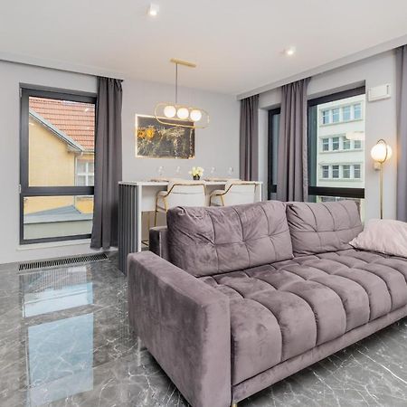Luxurious Apartment With Two Bedrooms And Parking In Gdynia By Noclegi Renters Luaran gambar